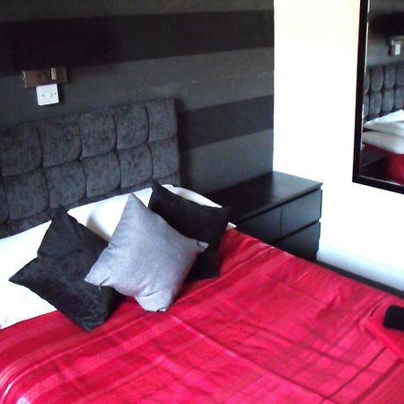 The Derby Hotel Blackpool Bagian luar foto