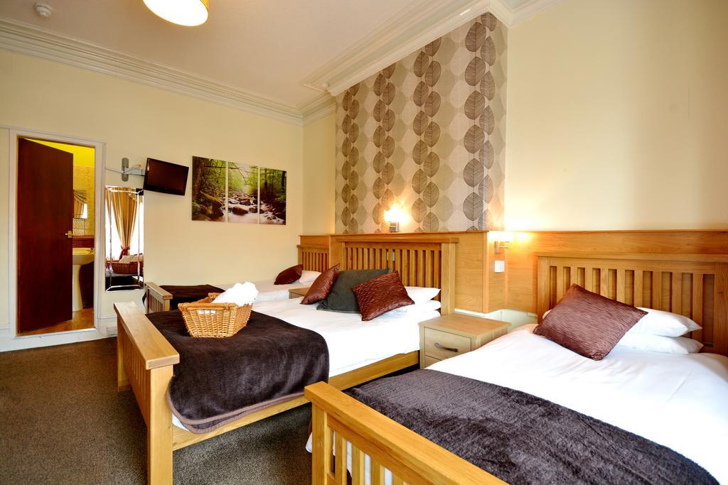 The Derby Hotel Blackpool Bagian luar foto