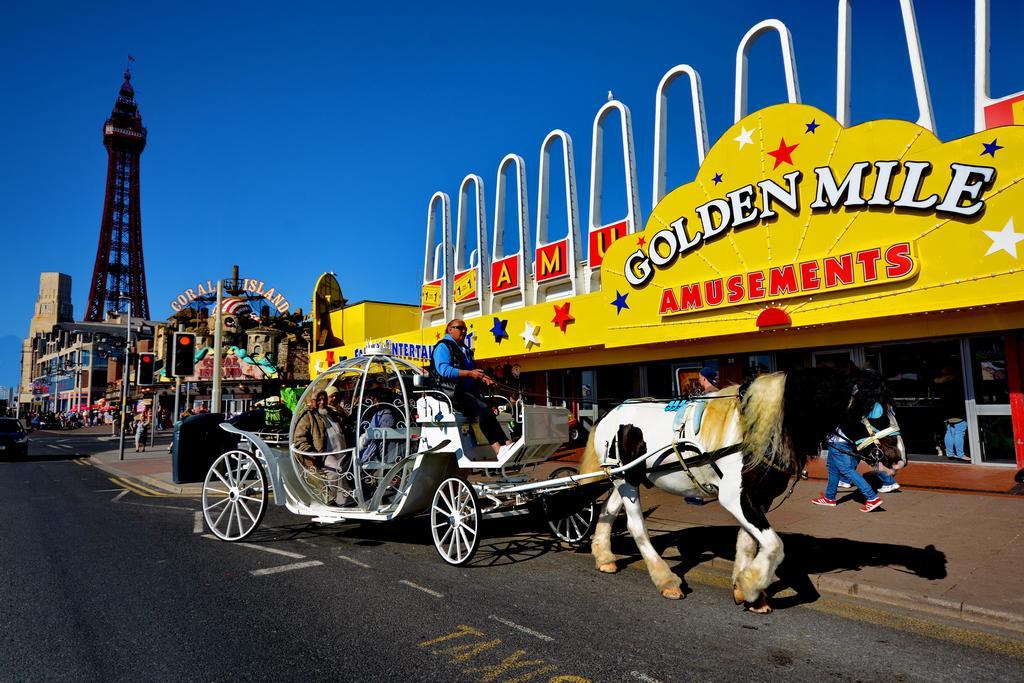 The Derby Hotel Blackpool Bagian luar foto