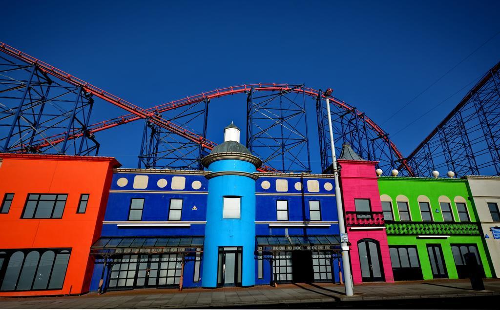 The Derby Hotel Blackpool Bagian luar foto