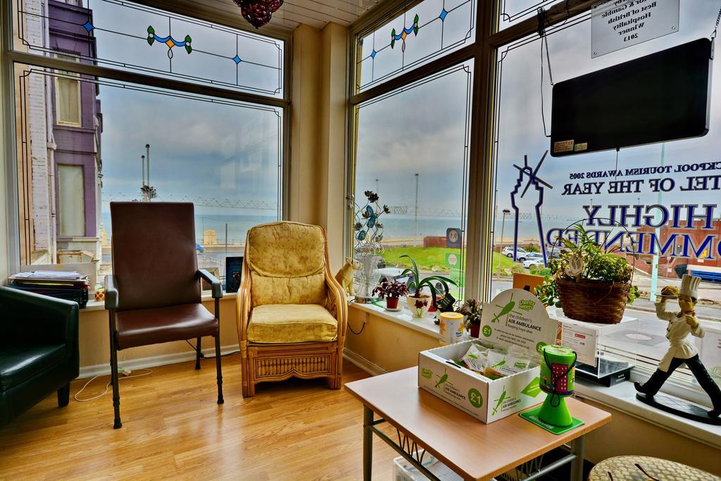 The Derby Hotel Blackpool Bagian luar foto